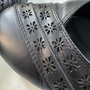 Bjorndal black leather Mary Janes, size 8.5